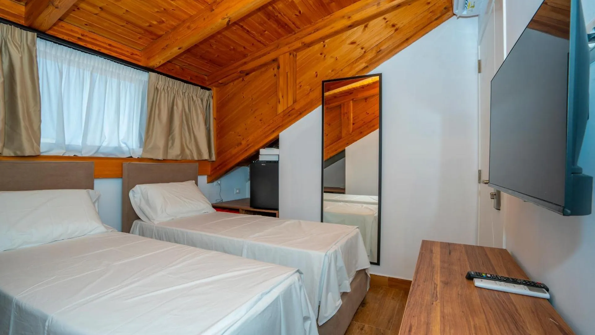 ****  Gjuhadoli Hotel Restaurant Shkodër Albanië