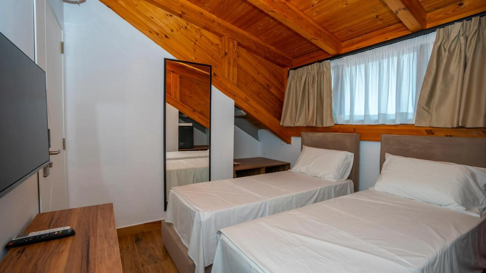 Gjuhadoli Hotel Restaurant Shkodër