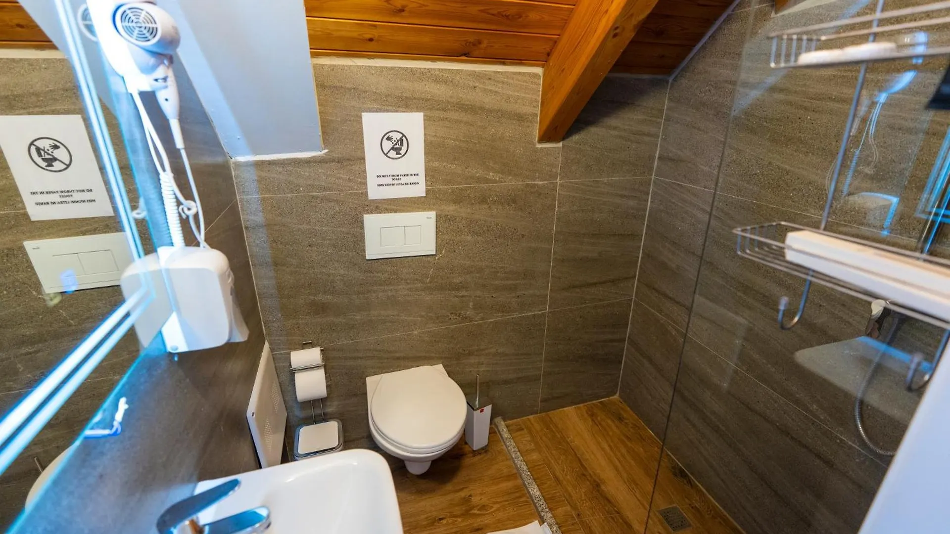 Gjuhadoli Hotel Restaurant Shkoder Albania